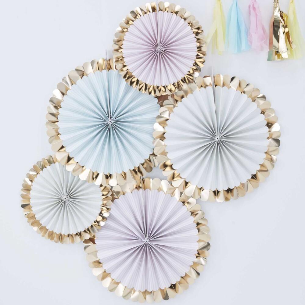 Gold Foiled Paper Fan Decorations - PASTELLTONER