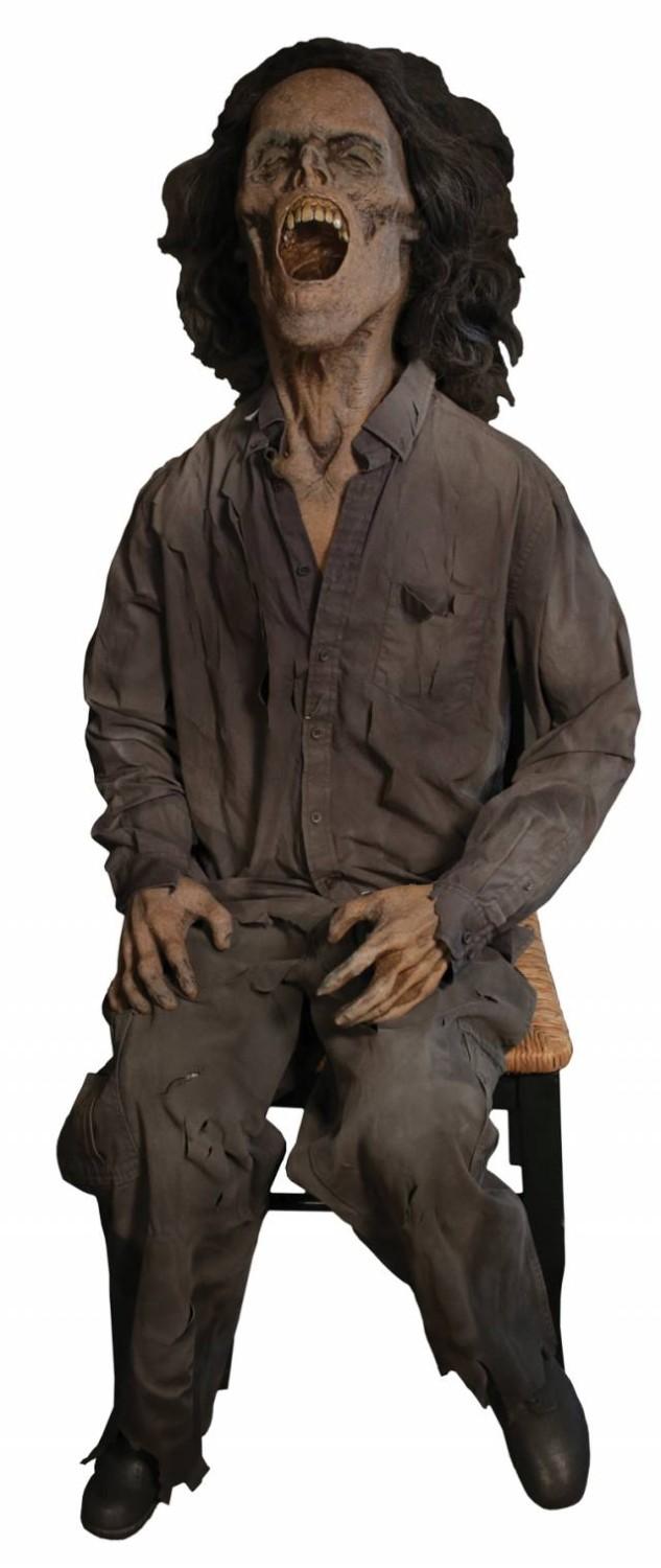 GRIM CORPSE Life Size Big Animated Superprop